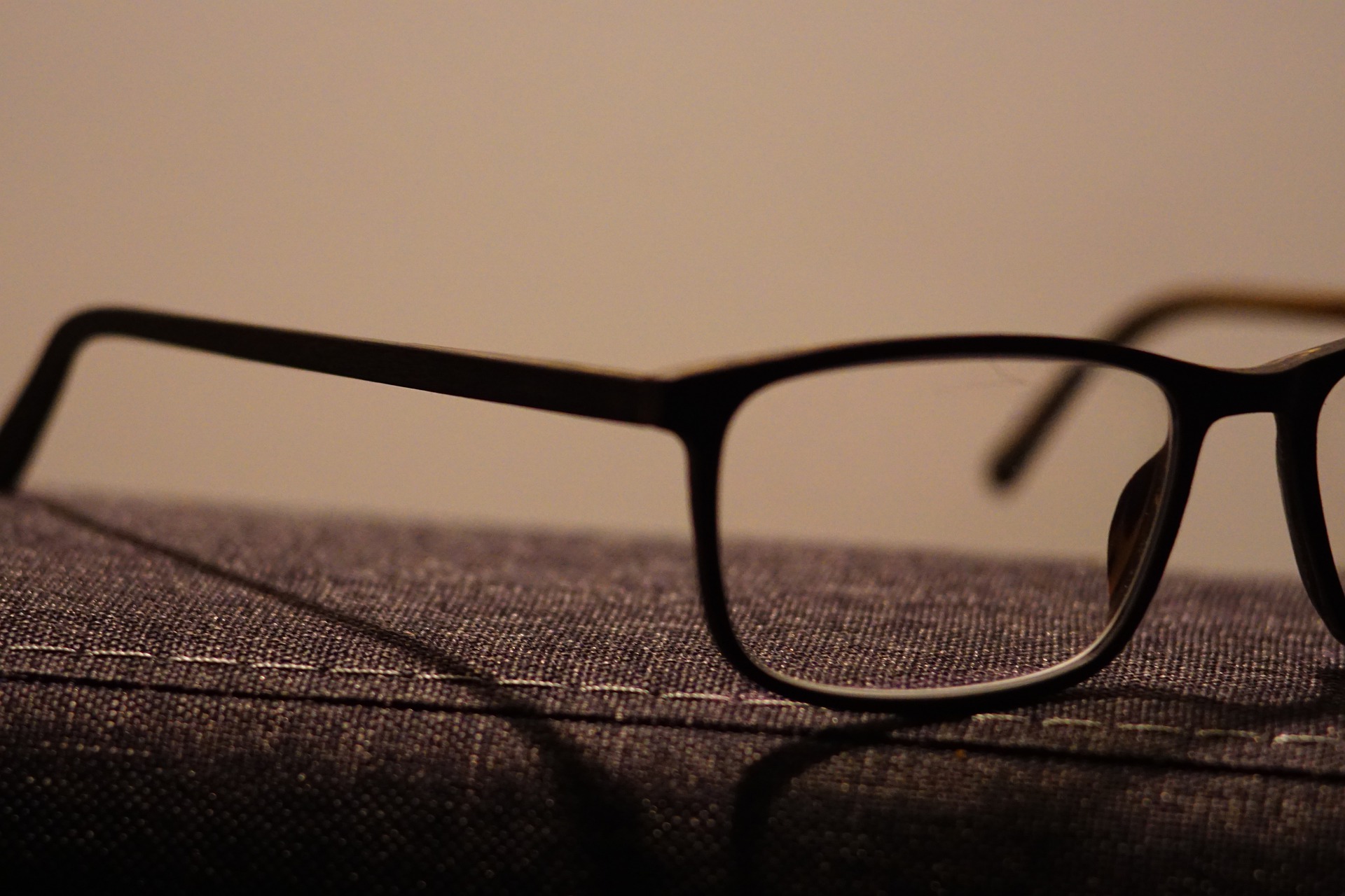 Comment entretenir ses lunettes ? Nos conseils – Les Opticiens du Bac